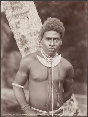 Brother of the chief of Bulalaha, Malaita, Solomon Islands, 1906 / J.W. Beattie