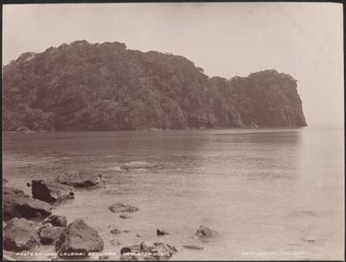 The western head at Lolowai Bay, Opa, New Hebrides, 1906 / J.W. Beattie