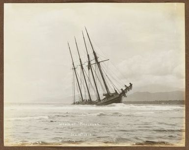 Wreck of 'Mahukona'. From the album: Samoa