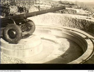 Hera, New Guinea. 1944-04-15. The No 1 Gun, 155mm M1917 heavy artillery, positioned at the Boera Heavy Battery. The gun pit was constructed by the 8th Army Troops Company, Royal Australian ..