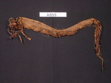 Woman's belt of braided hibiscus bark