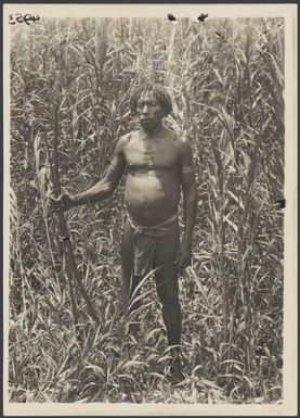 Aduru bowman, Papua New Guinea, ca. 1922, 1 / Frank Hurley