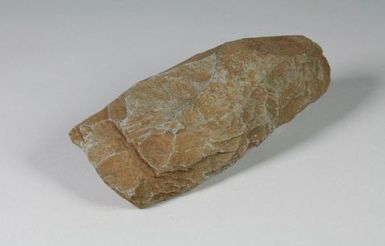 To'i Ma'a (stone adze)