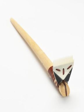 Mōlī (tattooing implement)