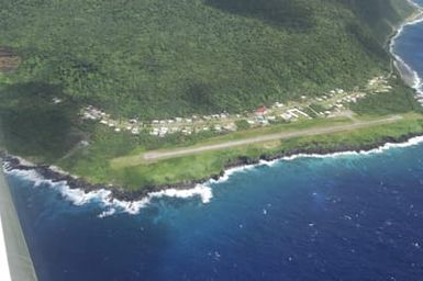 [Assignment: 48-DPA-SOI_K_Amer_Sam] Pacific Islands Tour: Visit of Secretary Dirk Kemmpthorne [and aides] to American Samoa, U.S. Territory [48-DPA-SOI_K_Amer_Sam__DI15740.JPG]