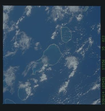 STS056-95-023 - STS-056 - Earth observations taken from Discovery during STS-56 mission