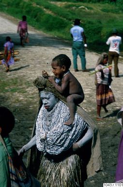 ["ansiktsmålning, fotografi, photograph"]