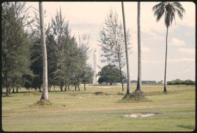 War memorials (2) : Madang, Papua New Guinea, 1974 / Terence and Margaret Spencer