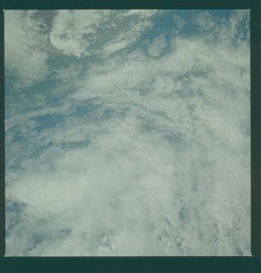 S06-40-749 - STS-006 - Earth observations taken during STS-6 mission