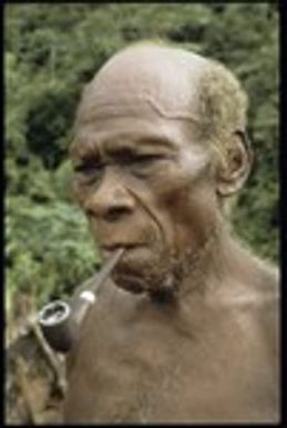 Ngiri'a of Ngudu with pipe