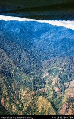 Upper Chimbu Valley (flight) - Upper Chimbu