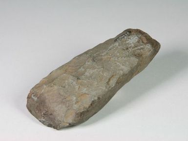 To'i Ma'a (stone adze)