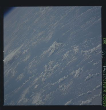 STS067-733-003 - STS-067 - Earth observations taken from shuttle orbiter Endeavour during STS-67 mission