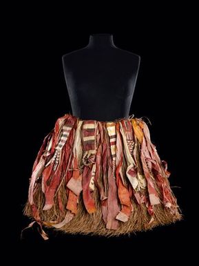 Titi saka (dance skirt)