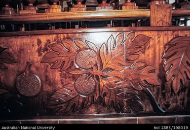 French Polynesia - Temple at Taunoa - interior - carving detail