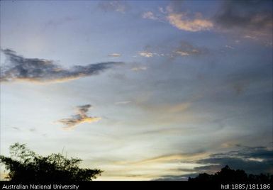 New Guinea - Nomad, Western District - sunset