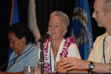 [Assignment: 48-DPA-09-30-08_SOI_K_Isl_Conf_Final] Final day of Insular Areas Health Summit [("The Future of Health Care in the Insular Areas: A Leaders Summit") at the Marriott Hotel in] Honolulu, Hawaii, where Interior Secretary Dirk Kempthorne [joined senior federal health officials and leaders of the U.S. territories and freely associated states to discuss strategies and initiatives for advancing health care in those communinties [48-DPA-09-30-08_SOI_K_Isl_Conf_Final_DOI_0816.JPG]