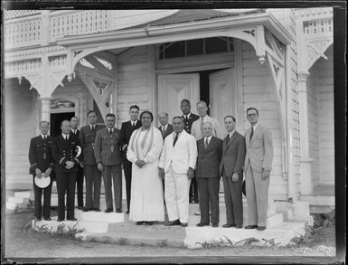 Salote Tupou III, Queen of Tonga, with Pacific survey flight group