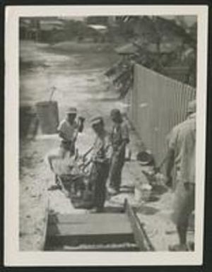 Japanese POWs working