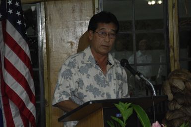 [Assignment: 48-DPA-SOI_K_Pohnpei_6-10-11-07] Pacific Islands Tour: Visit of Secretary Dirk Kempthorne [and aides] to Pohnpei Island, of the Federated States of Micronesia [48-DPA-SOI_K_Pohnpei_6-10-11-07__DI14130.JPG]