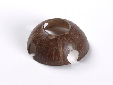Coconut cup (perforated)