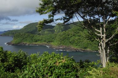 [Assignment: 48-DPA-SOI_K_Amer_Sam] Pacific Islands Tour: Visit of Secretary Dirk Kemmpthorne [and aides] to American Samoa, U.S. Territory [48-DPA-SOI_K_Amer_Sam__DI15313.JPG]