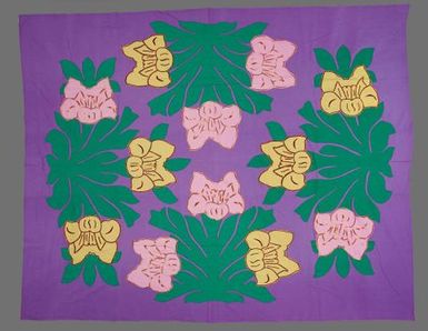 Tivaevae tataura (appliqué embroidered quilt)