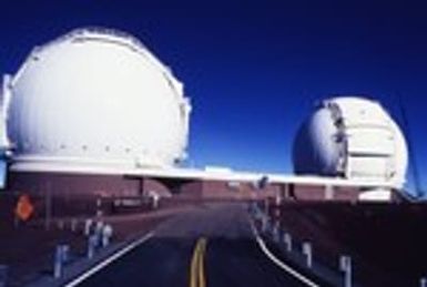 Students at the Keck Observatory in Hawaii.