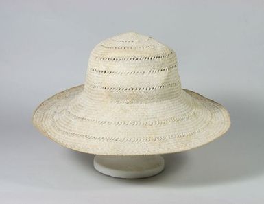 Pulou (hat)