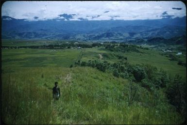 Looking across Minj from a hill above the station (note Minj river) : Minj Station, Wahgi Valley, Papua New Guinea, 1954 / Terence and Margaret Spencer