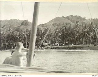 ALEXISHAFEN NORTH, POTSDAM AREA, NEW GUINEA. 1944-09-02. THE MEDICAL LAUNCH AM1568 OF THE 4TH SEA AMBULANCE TRANSPORT COMPANY PULLING INTO POTSDAM AFTER HER TEN HOUR RUN FROM NORTH ALEXISHAFEN TO ..