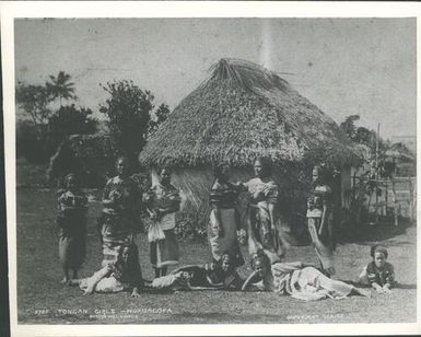 Tongan girls, Nukualofa