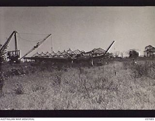 LAE, NEW GUINEA. 1943-09-19. JAPANESE AIRSTRIP AND AIRCRAFT CAPTURED DURING THE ALLIED INVASION