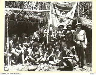 1942-12-14. PAPUA. THEY Y.M.C.A. UNIT IN A FORWARD AREA. (NEGATIVE BY G. SILK)