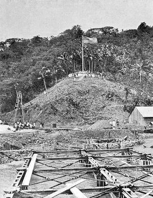 Hoisting the American flag, Samoa, 1900