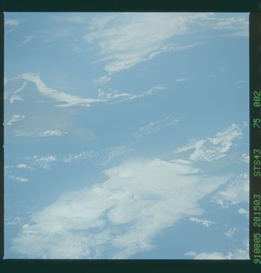 S43-75-002 - STS-043 - STS-43 earth observations