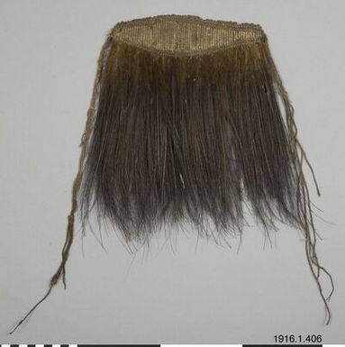["huvudprydnad, smycke, head decoration, jewellery", "huvudprydnad, smycke, head decoration, jewellery"]