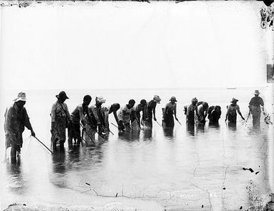 Women from Tanugamanono fishing.