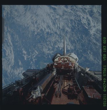 STS061-103-020 - STS-061 - STS-61 orbiter Endeavour's payload bay after deploy of HST