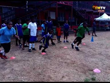 78 students joined PNG’s League Bilong Laif school holiday clinic program.
