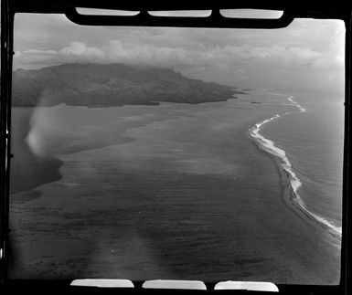 TEAL (Tasman Empire Airways Limited) Tahiti flight, showing lagoon and barrier reef