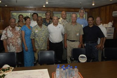 [Assignment: 48-DPA-SOI_K_Amer_Sam] Pacific Islands Tour: Visit of Secretary Dirk Kemmpthorne [and aides] to American Samoa, U.S. Territory [48-DPA-SOI_K_Amer_Sam__DI15413.JPG]