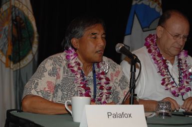 [Assignment: 48-DPA-09-30-08_SOI_K_Isl_Conf_Final] Final day of Insular Areas Health Summit [("The Future of Health Care in the Insular Areas: A Leaders Summit") at the Marriott Hotel in] Honolulu, Hawaii, where Interior Secretary Dirk Kempthorne [joined senior federal health officials and leaders of the U.S. territories and freely associated states to discuss strategies and initiatives for advancing health care in those communinties [48-DPA-09-30-08_SOI_K_Isl_Conf_Final_DOI_0826.JPG]