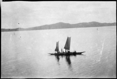 Canoe with two sails Lorengau, Manus Island, New Guinea, 1935, 1 / Sarah Chinnery