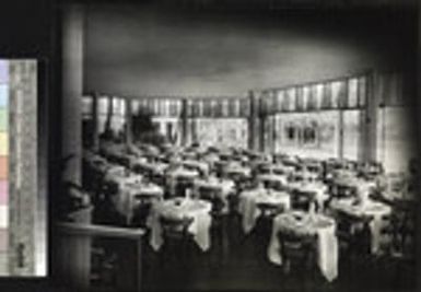 Royal Hawaiian Hotel. Dining room