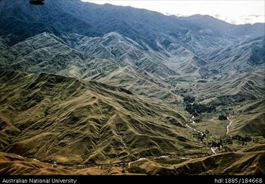 Aiyura - Goroka (flight) - Kumanantina River