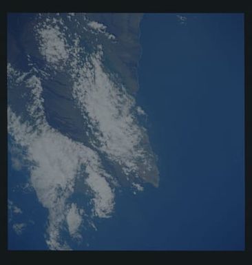 S40-612-011 - STS-040 - Earth observations