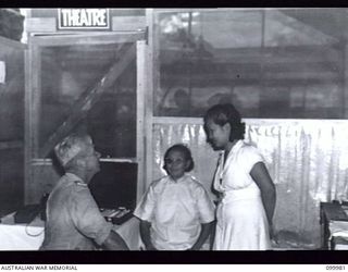 RABAUL, NEW BRITAIN, 1946-04-04. TRAINED CHINESE NURSES RECEIVING INSTRUCTIONS FROM THE MEDICAL OFFICER AT THE AUSTRALIAN NEW GUINEA ADMINISTRATIVE UNIT ASIATIC HOSPITAL FOR CHINESE AND ASIATIC ..