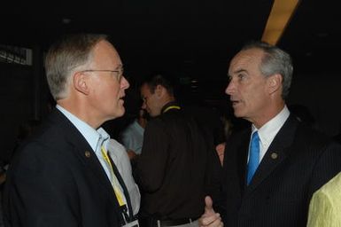 [Assignment: 48-DPA-07-13-08_SOI_K_Philly_Rec] Reception at Independence National Historical Park for attendees at the National Governors Association Centennial Meeting in Philadelphia, Pennsylvania. Secretary Dirk Kempthorne [and Independence National Historical Park Deputy Superintendent Darla Sidles delivered official remarks; and the Secretary conversed with fellow NGA attendees, among them Pennsylvanina Governor Edward Rendell, Vermont Governor James Douglas, Wyoming Governor Dave Freudenthal, Guam Governor Felix Camacho, former Tennessee Governor Don Sundquist, and former Michigan Governor John Engler.] [48-DPA-07-13-08_SOI_K_Philly_Rec_IOD_9334.JPG]