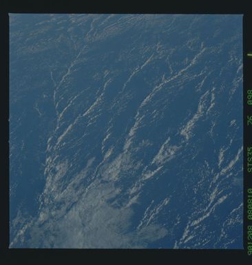 S35-80-015 - STS-035 - Earth observations taken during the STS-35 mission